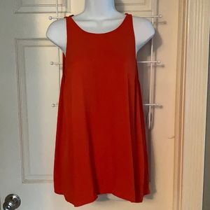 SLEEVELESS TANK BLOUSE